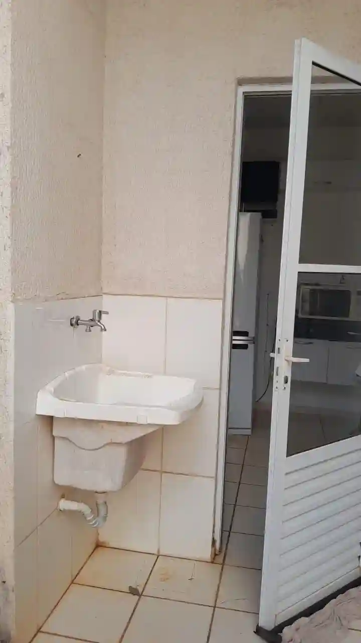 Casa de Condomínio com 2 quartos à venda, 10m² — foto 10 de 12