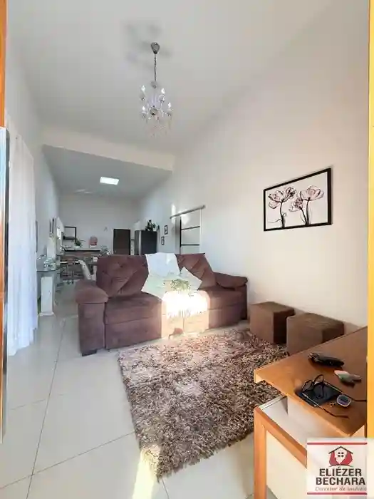 Casa com 2 quartos à venda, 104m² — foto 1 de 22