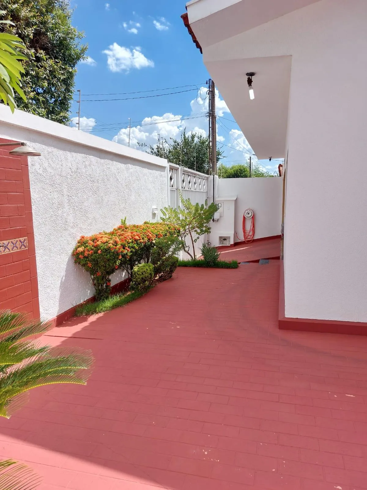 Casa com 3 quartos à venda, 220m² — foto 15 de 15