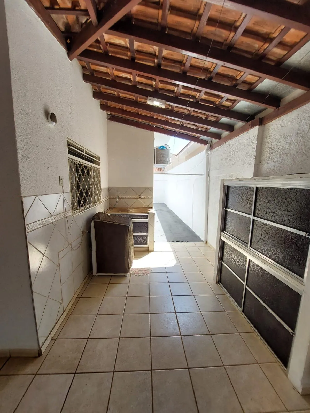 Casa com 3 quartos à venda, 220m² — foto 6 de 15