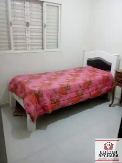 Casa à venda — foto 4 de 15
