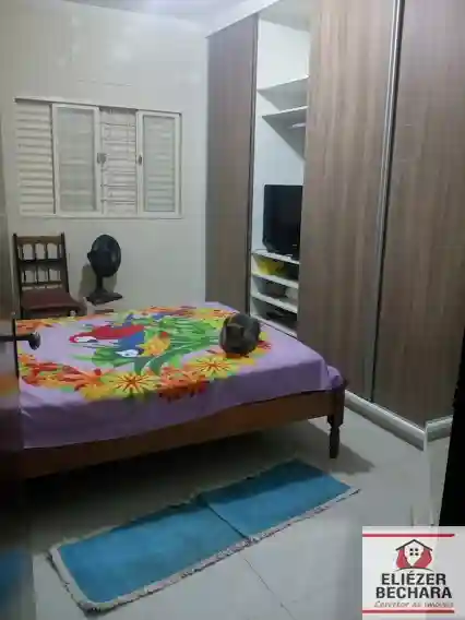 Casa à venda — foto 5 de 15