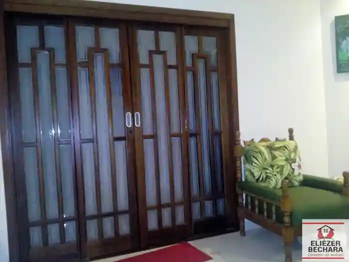 Casa à venda — foto 8 de 15