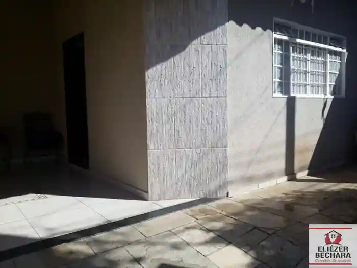 Casa à venda — foto 13 de 15
