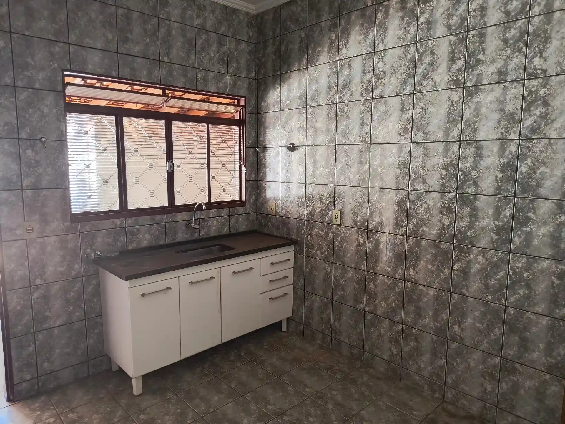 Casa com 3 quartos à venda, 275m² — foto 24 de 30