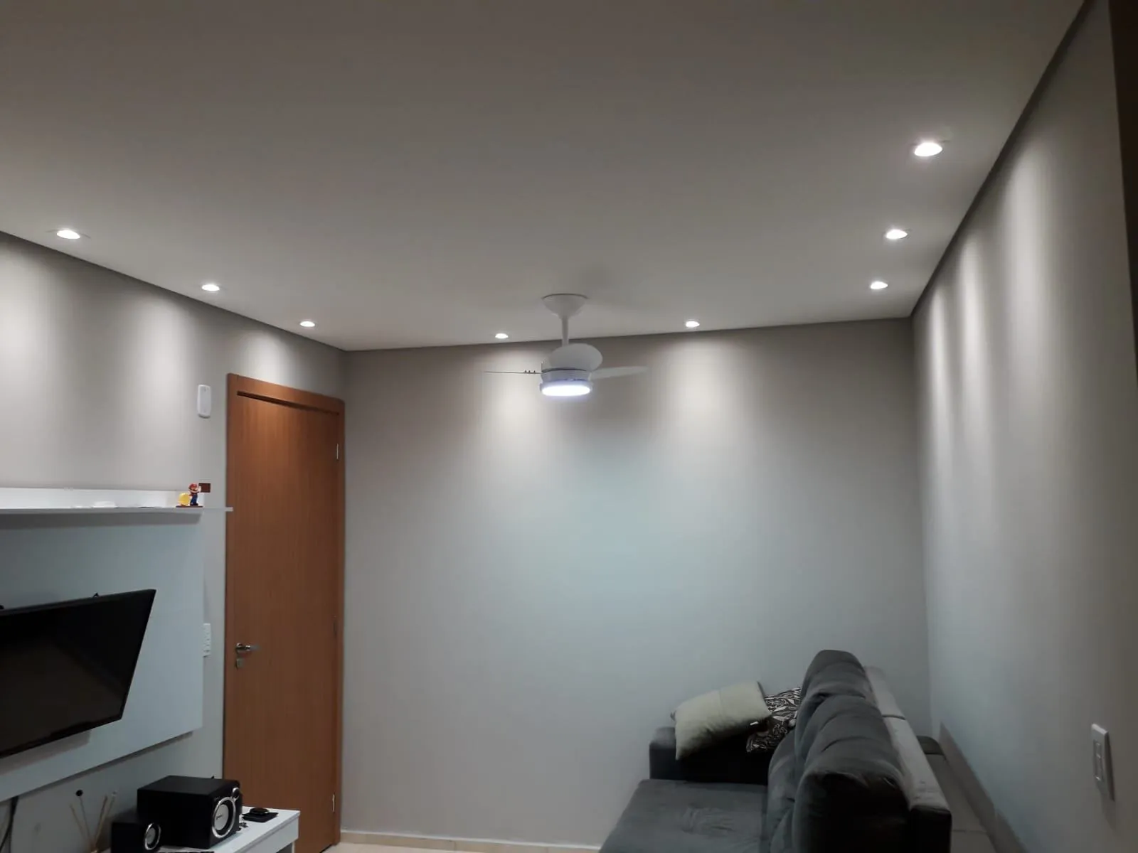 Apartamento com 2 quartos à venda, 45m² — foto 4 de 6