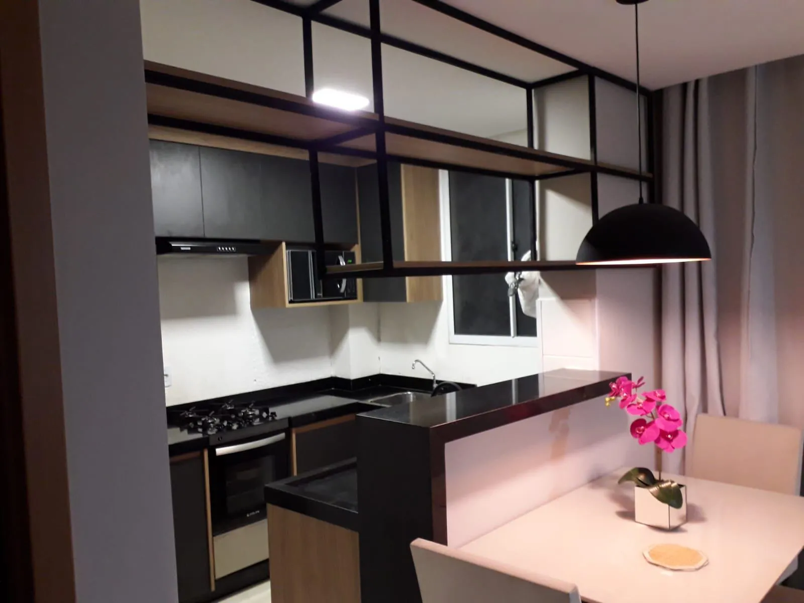 Apartamento com 2 quartos à venda, 45m² — foto 2 de 6