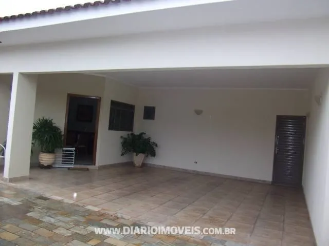 Casa à venda — foto 3 de 4