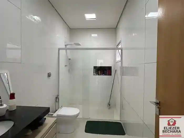 Casa com 3 quartos à venda, 140m² — foto 8 de 9