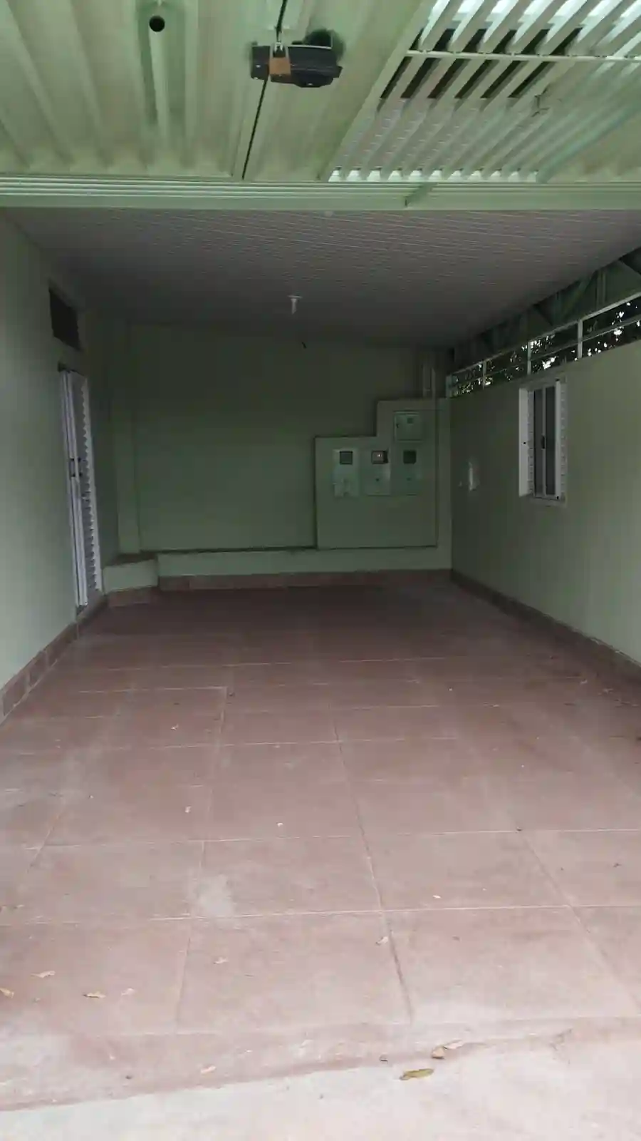 Galpão / Depósito / Armazém com 2 quartos para aluguel, 110m² — foto 18 de 18