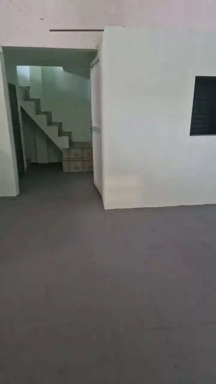 Galpão / Depósito / Armazém com 2 quartos para aluguel, 110m² — foto 10 de 18
