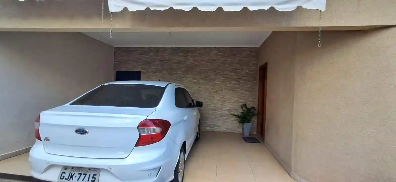 Casa com 3 quartos à venda, 360m² — foto 3 de 14