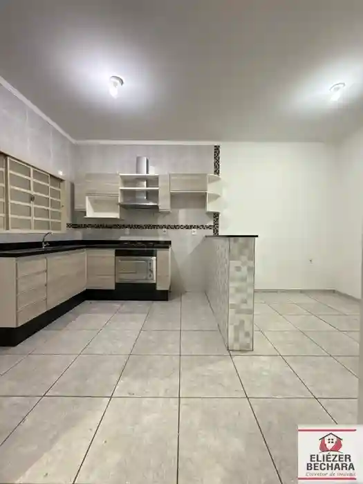 Casa com 3 quartos à venda, 100m² — foto 7 de 25