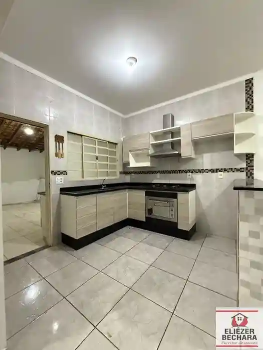 Casa com 3 quartos à venda, 100m² — foto 4 de 25
