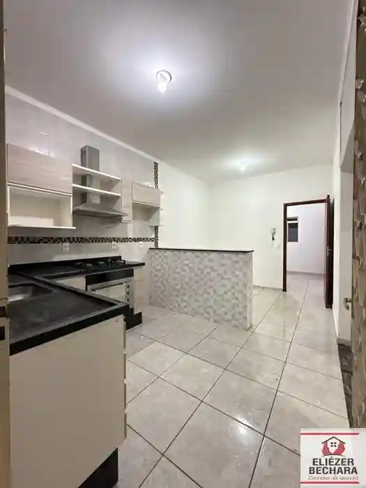 Casa com 3 quartos à venda, 100m² — foto 1 de 25