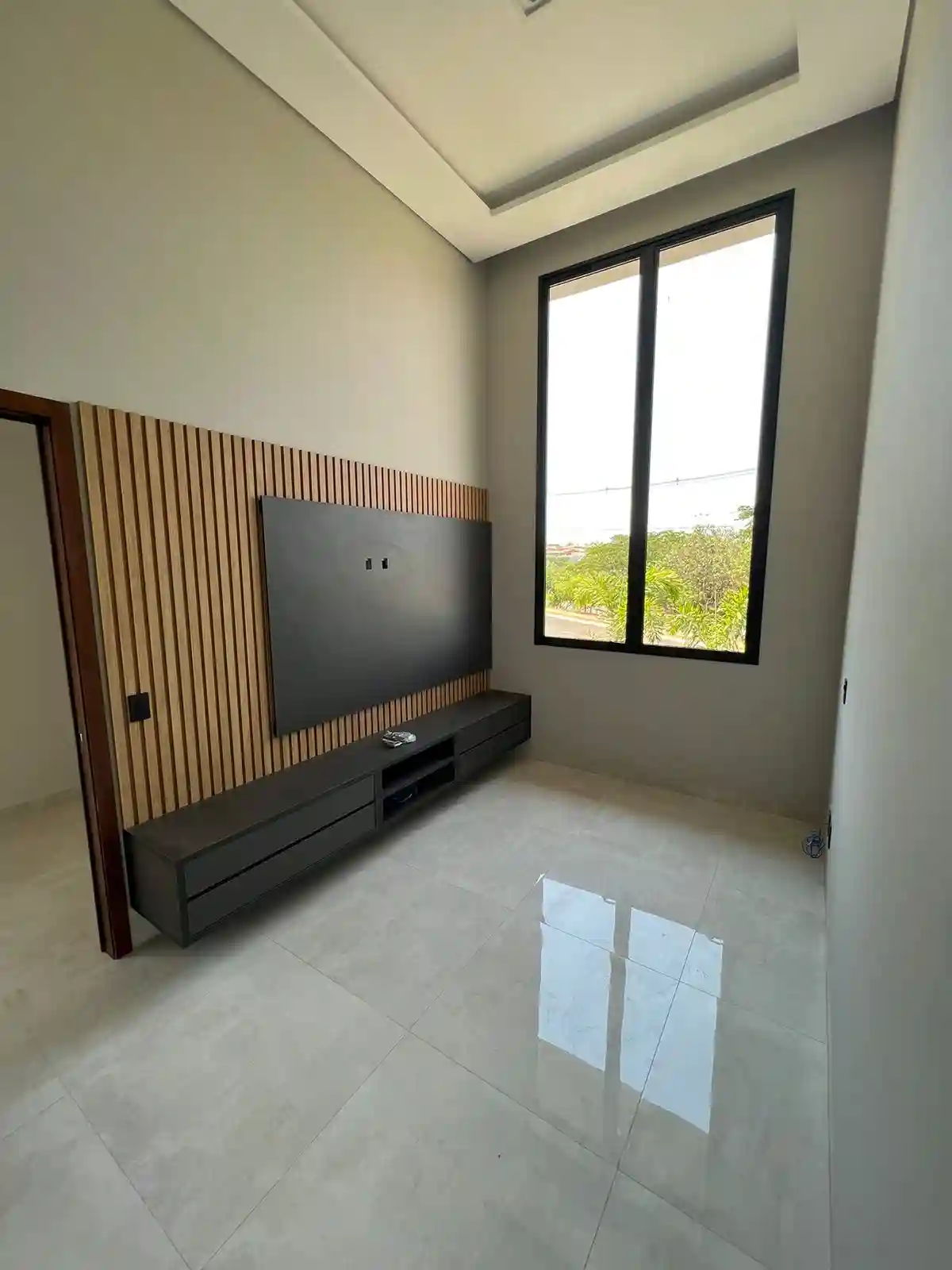 Casa de Condomínio com 3 quartos à venda, 202m² — foto 2 de 15