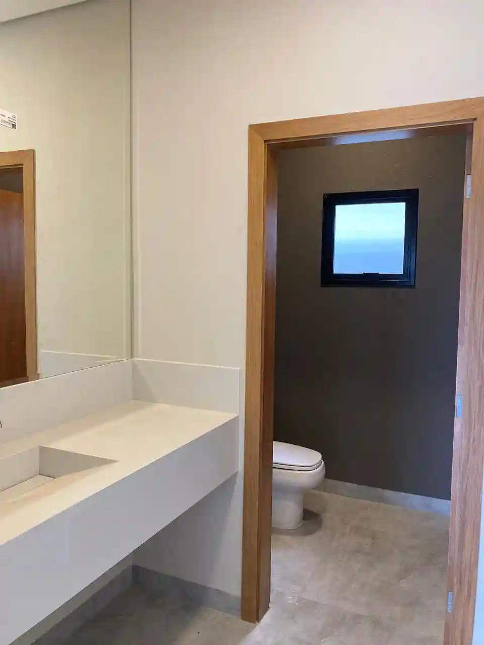 Casa de Condomínio com 3 quartos à venda, 228m² — foto 6 de 8