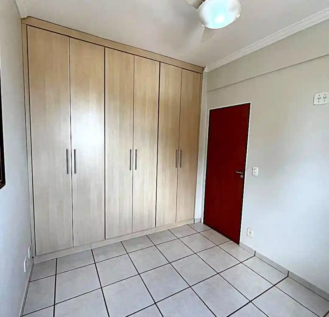 Apartamento com 2 quartos à venda, 85m² — foto 3 de 9