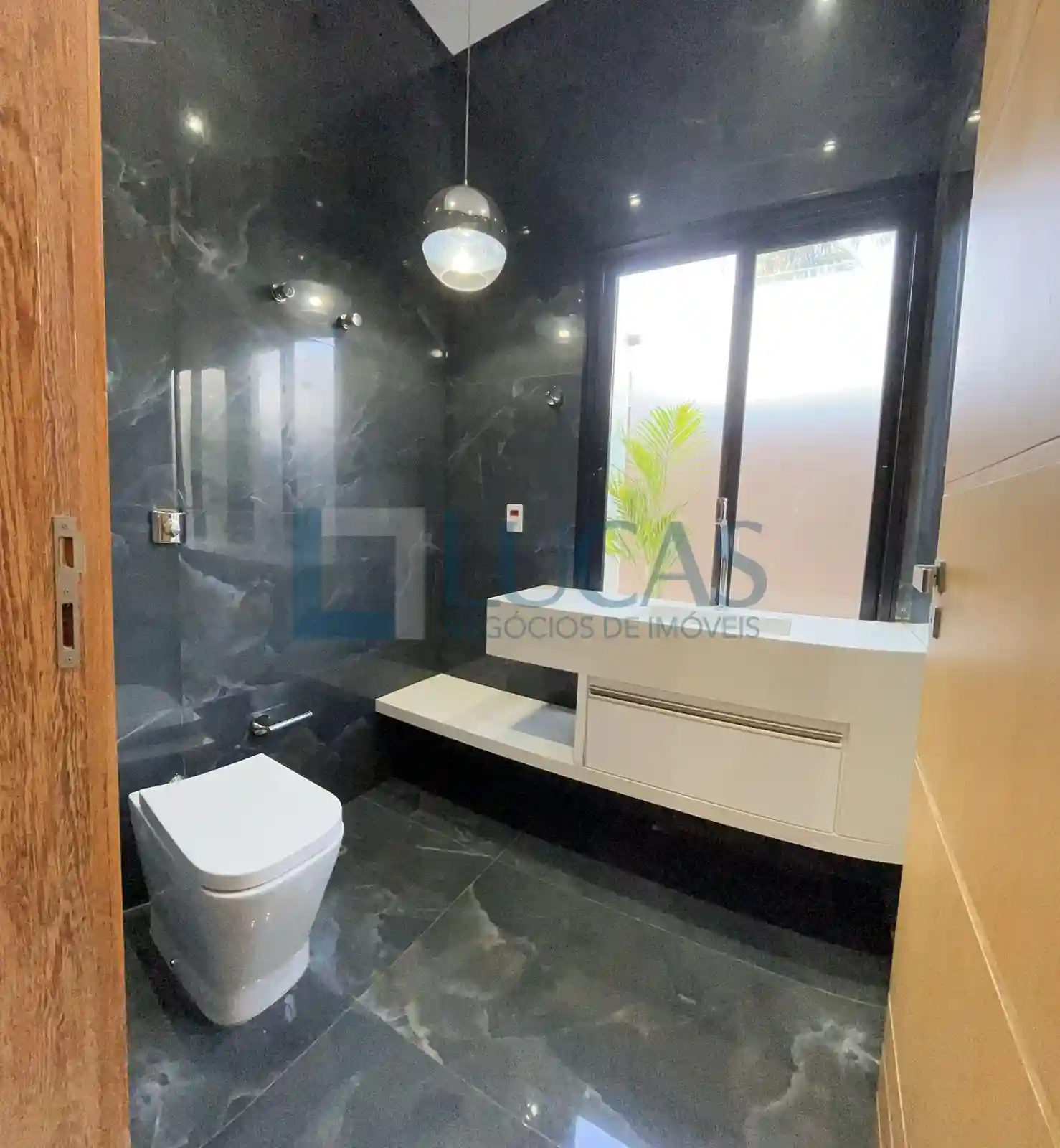 Casa de Condomínio com 3 quartos à venda, 355m² — foto 11 de 21