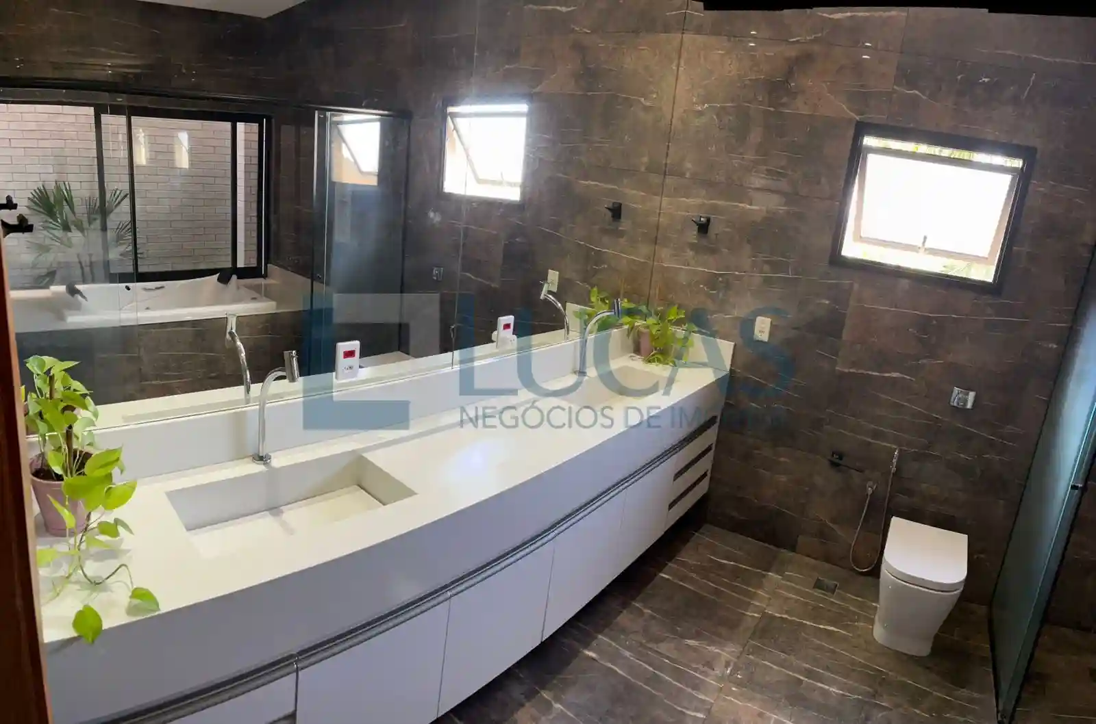 Casa de Condomínio com 3 quartos à venda, 355m² — foto 20 de 21
