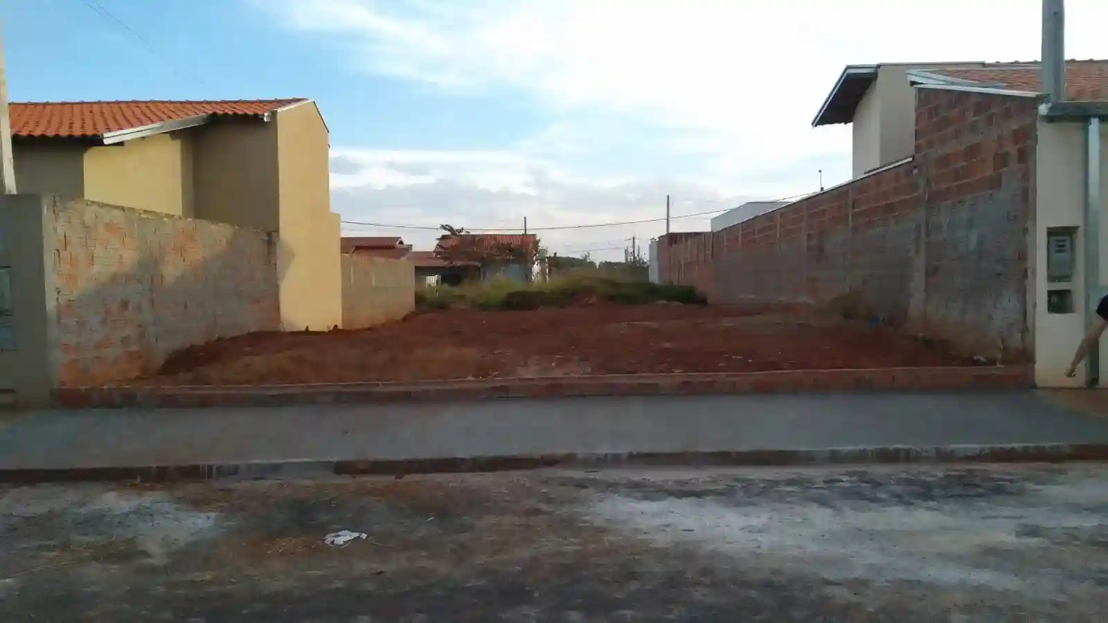 Terreno / Lote / Condomínio  à venda, 200m² — foto 5 de 6