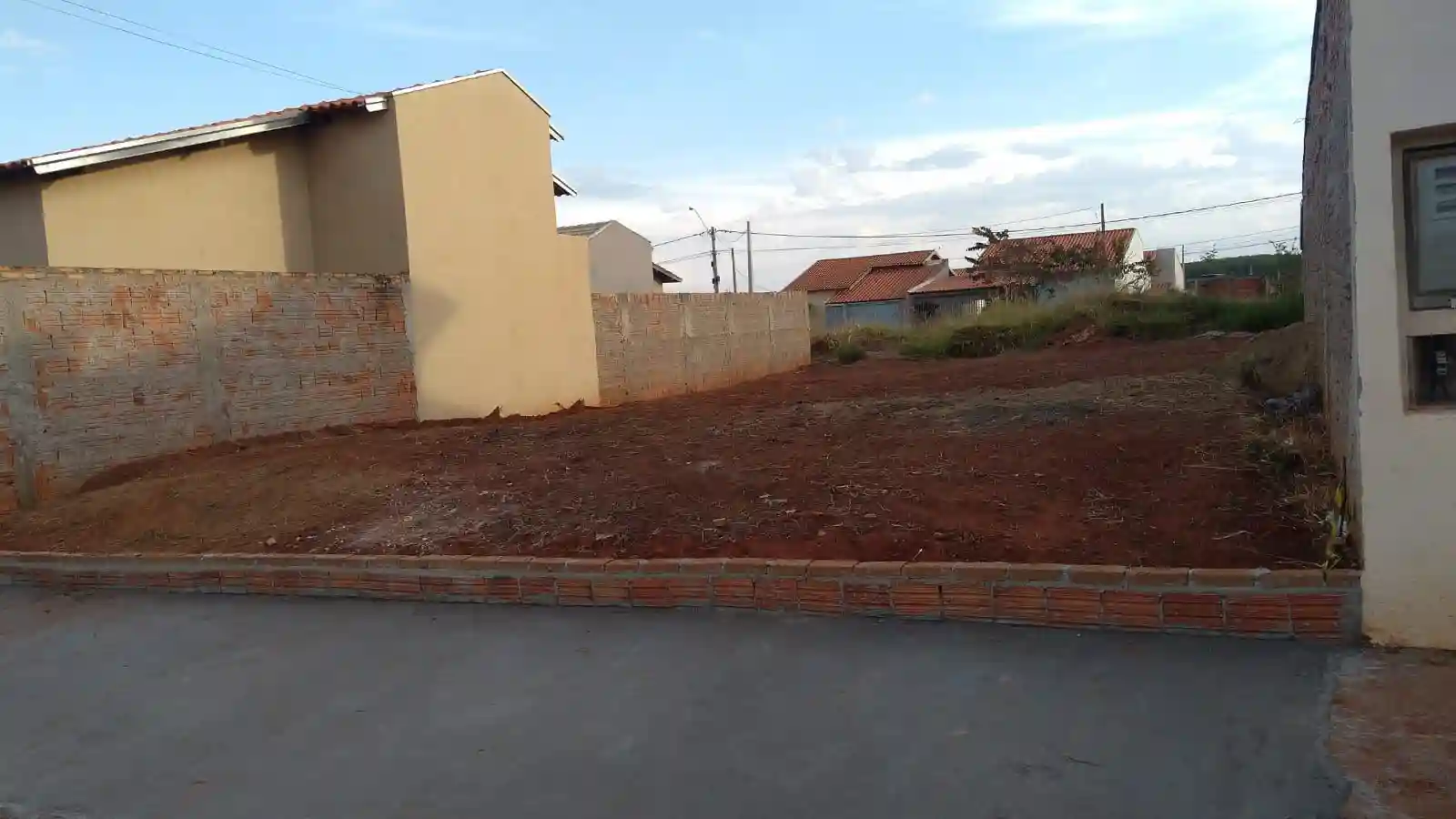 Terreno / Lote / Condomínio  à venda, 200m² — foto 3 de 6