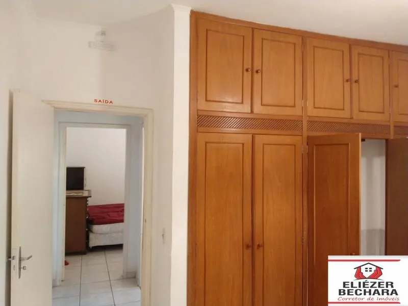 Casa à venda — foto 5 de 8