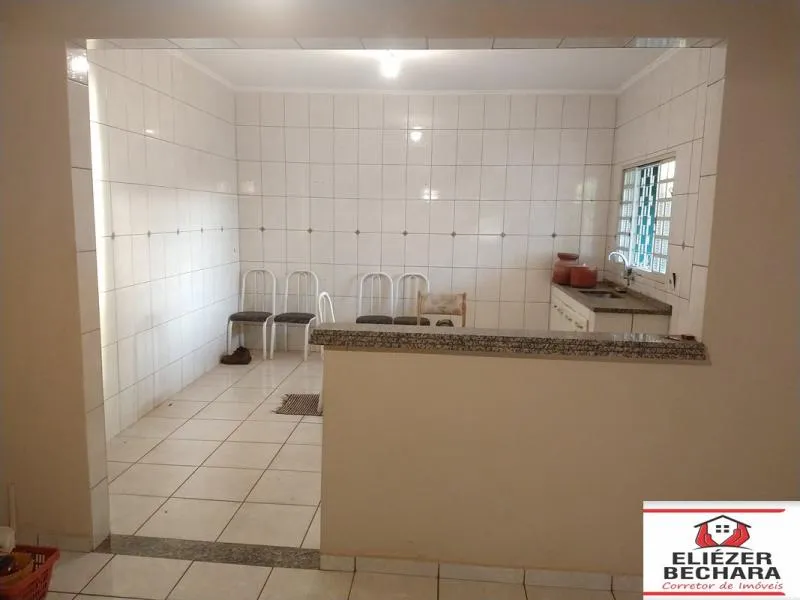 Casa à venda — foto 8 de 8