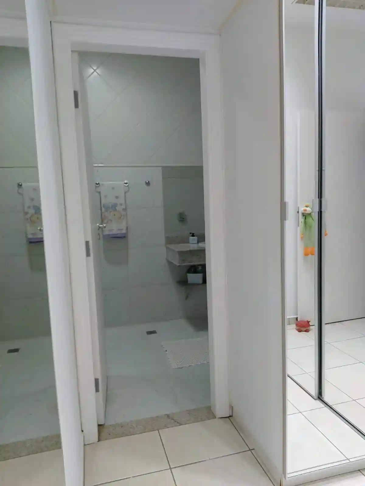 Casa com 3 quartos à venda, 312m² — foto 17 de 39