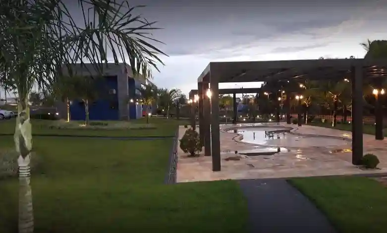Terreno / Lote / Condomínio  à venda, 372m² — foto 3 de 3