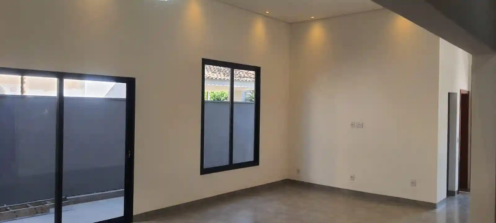 Casa de Condomínio com 3 quartos à venda, 217m² — foto 5 de 18