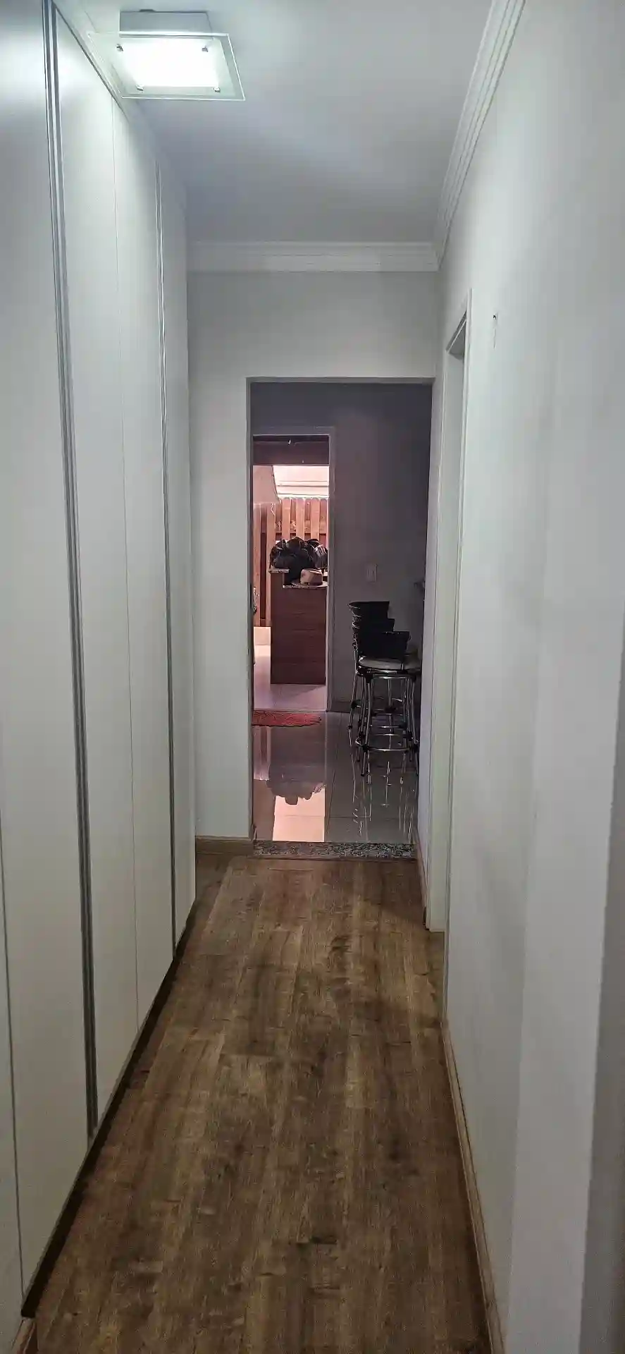 Casa de Condomínio com 3 quartos à venda, 98m² — foto 1 de 6