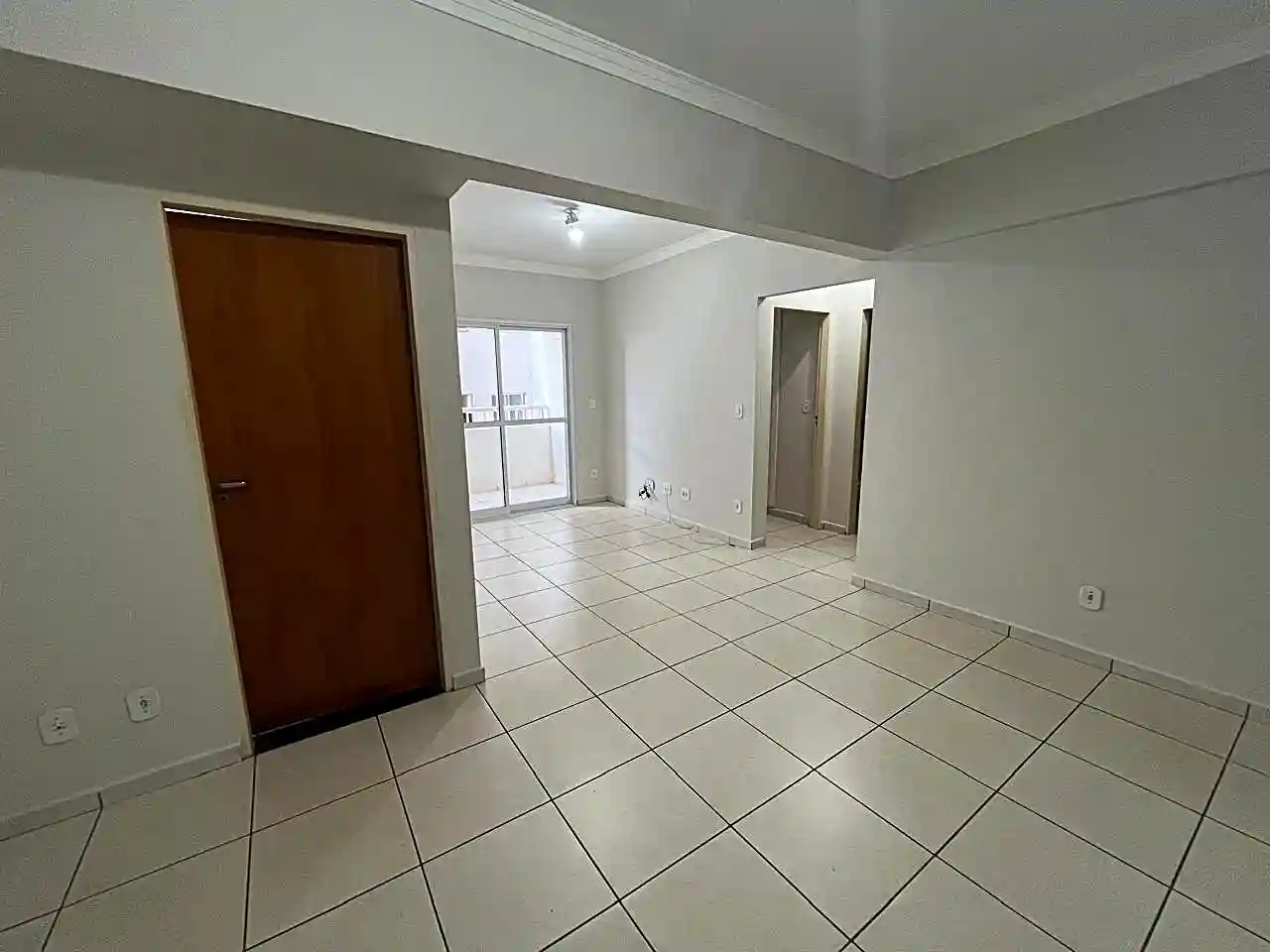 Apartamento com 2 quartos à venda, 65m² — foto 3 de 16