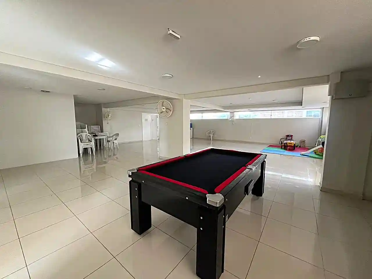 Apartamento com 2 quartos à venda, 65m² — foto 14 de 16