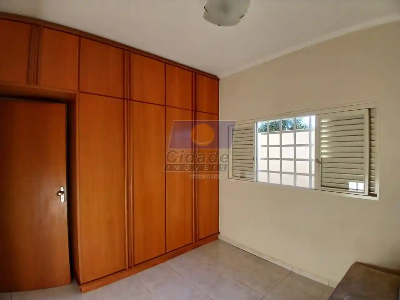 Casa com 3 quartos à venda, 210m² — foto 7 de 16