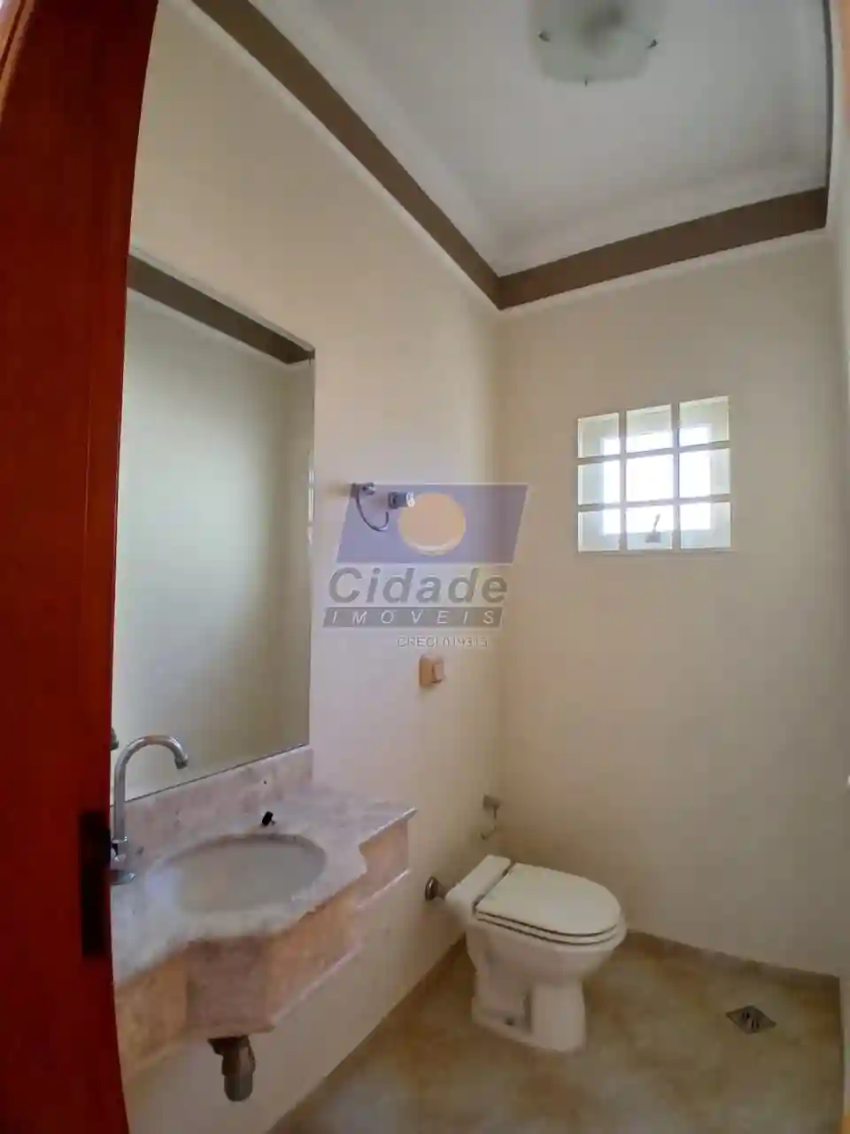 Casa com 3 quartos à venda, 210m² — foto 9 de 16