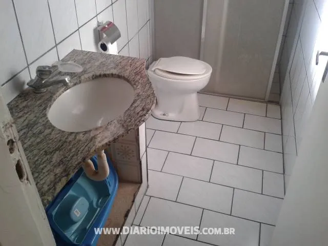 Casa à venda — foto 2 de 2