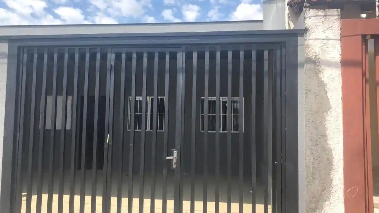 Casa com 2 quartos à venda, 100m² — foto 2 de 20