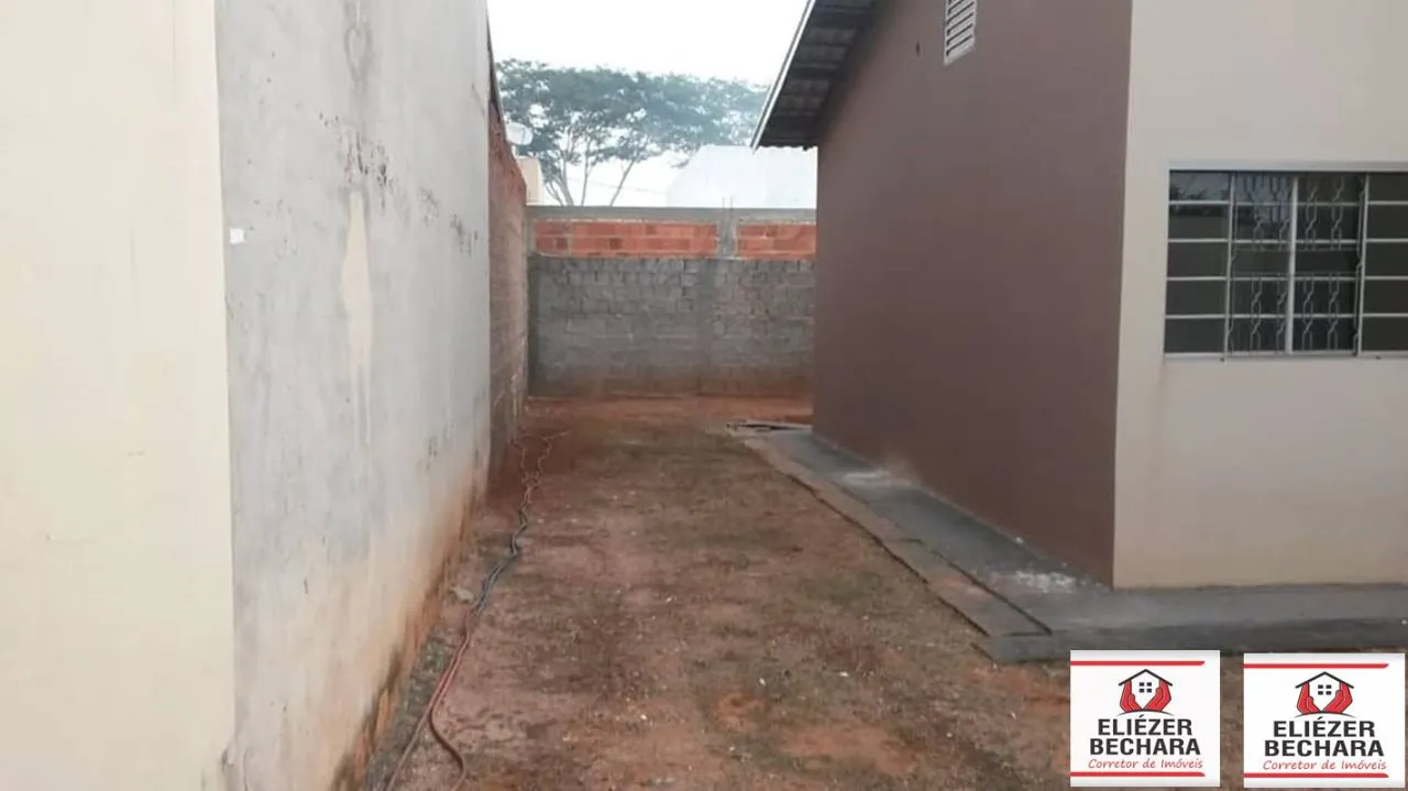 Casa à venda — foto 2 de 4