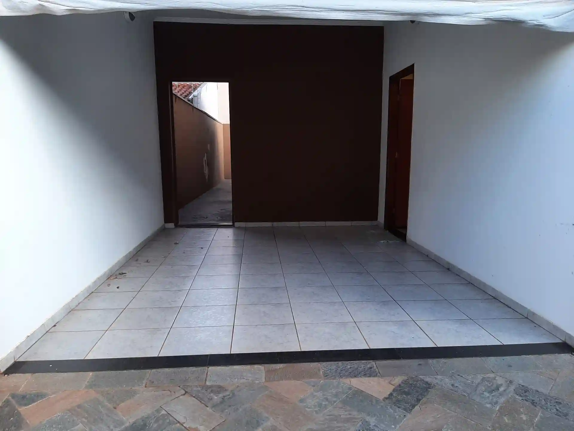 Casa com 2 quartos à venda, 140m² — foto 2 de 18