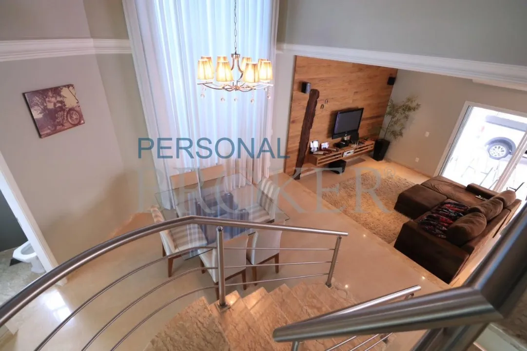 Casa de Condomínio com 4 quartos à venda, 380m² — foto 1 de 7