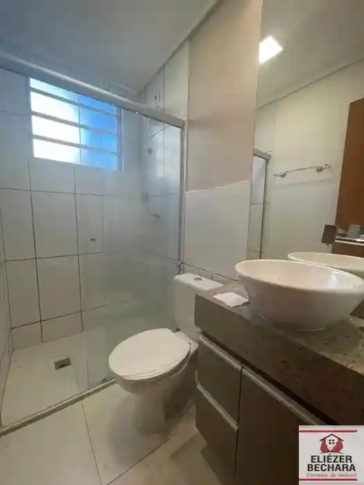 Apartamento com 2 quartos à venda, 70m² — foto 2 de 13