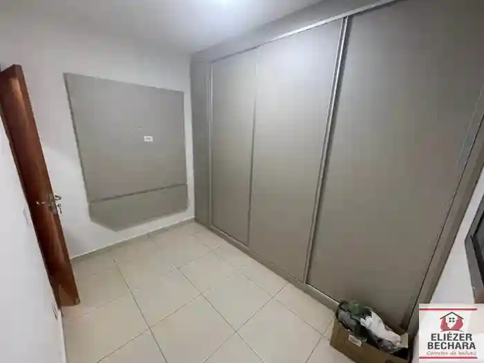 Apartamento com 2 quartos à venda, 70m² — foto 10 de 13