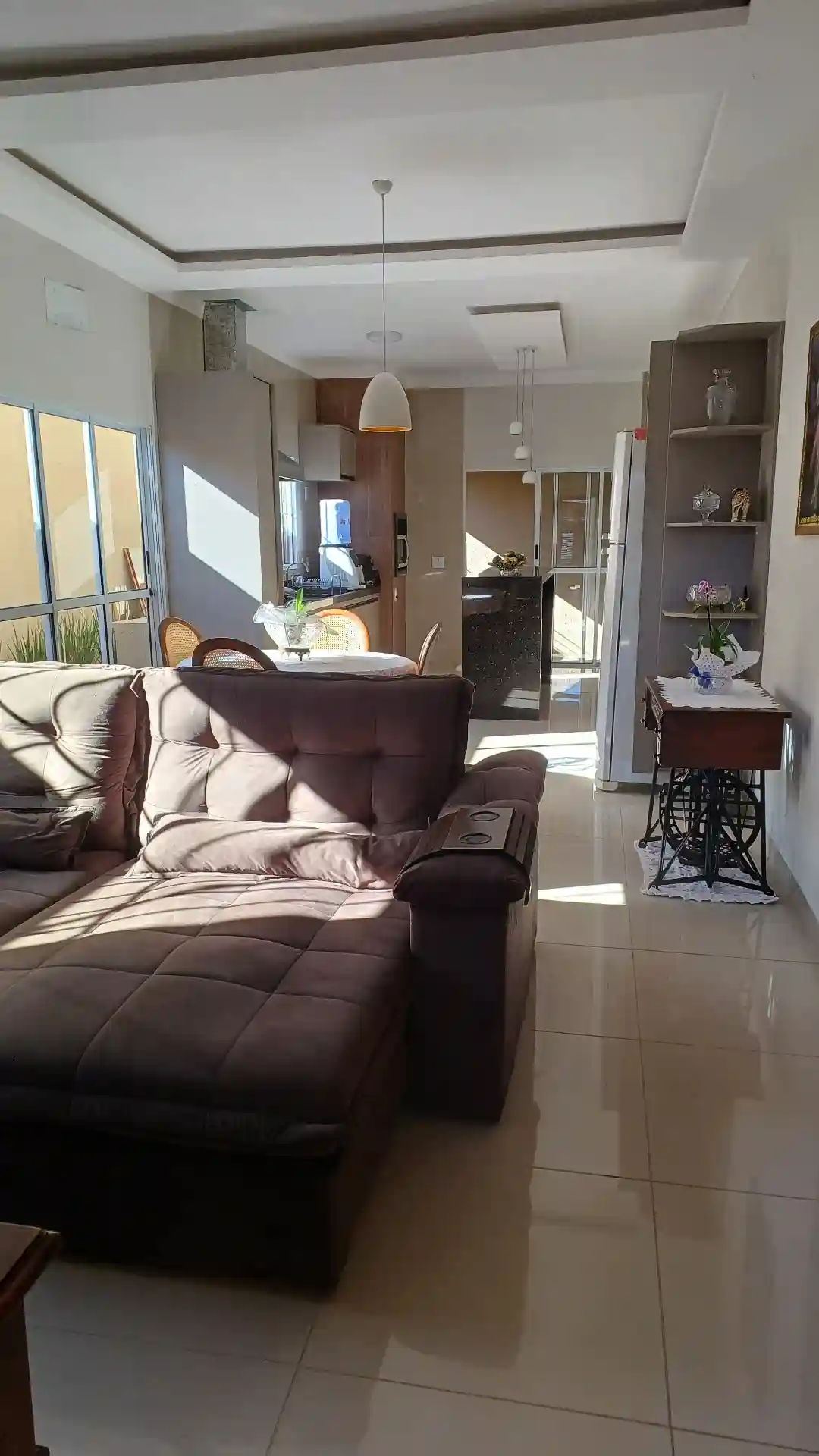 Casa com 3 quartos à venda, 150m² — foto 2 de 15