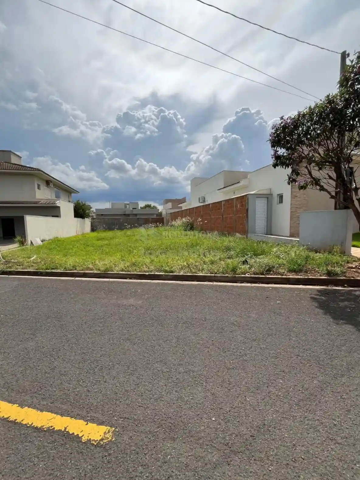 Terreno / Lote / Condomínio  à venda, 400m² — foto 7 de 15