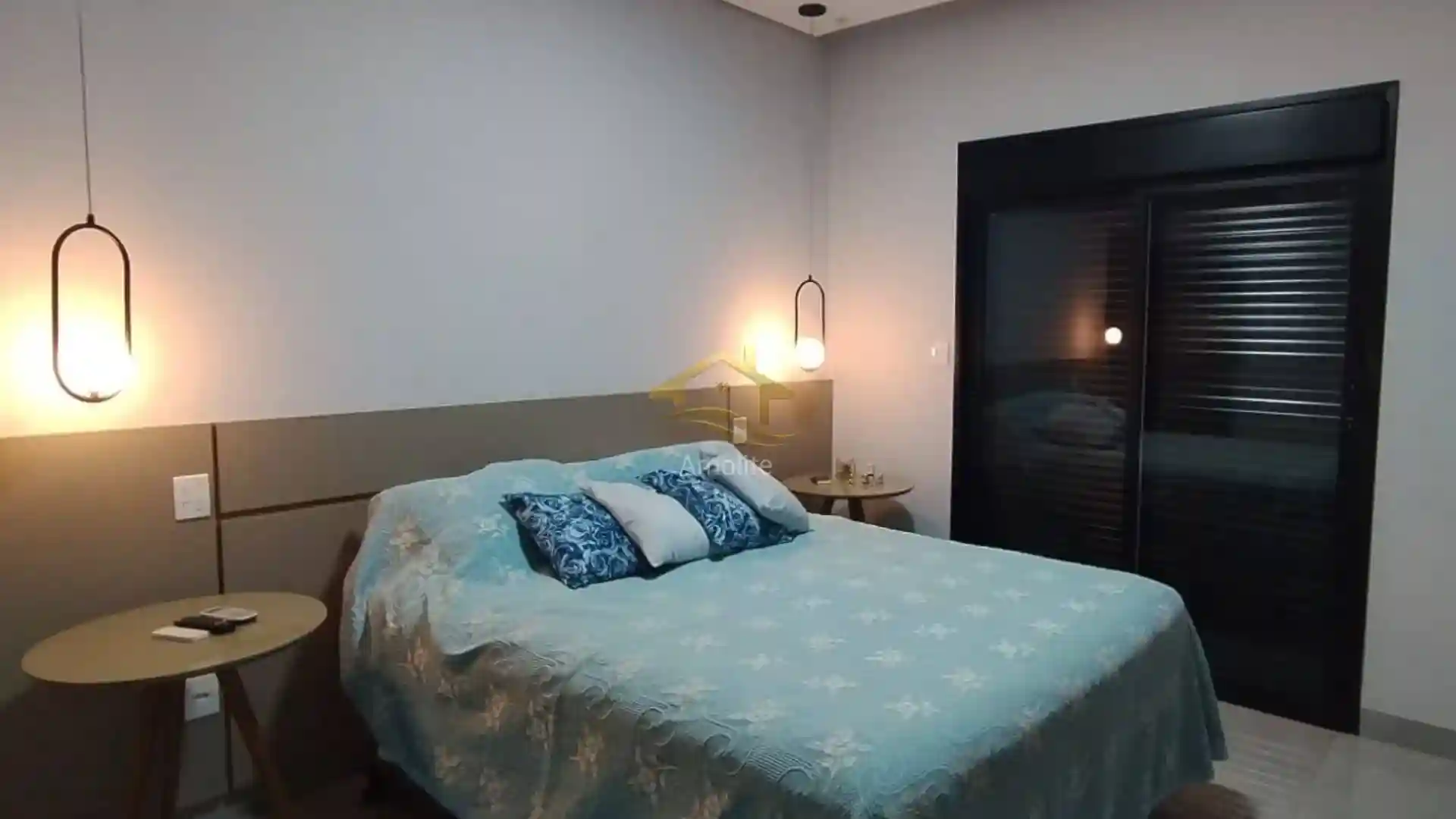 Casa de Condomínio com 3 quartos à venda, 220m² — foto 15 de 40