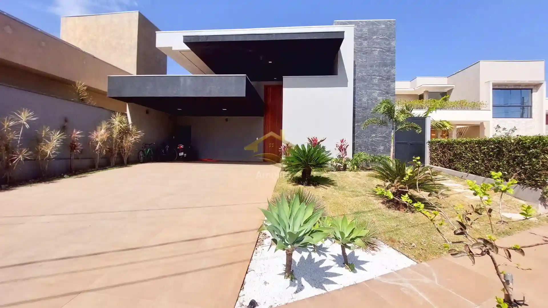 Casa de Condomínio com 3 quartos à venda, 220m² — foto 39 de 40