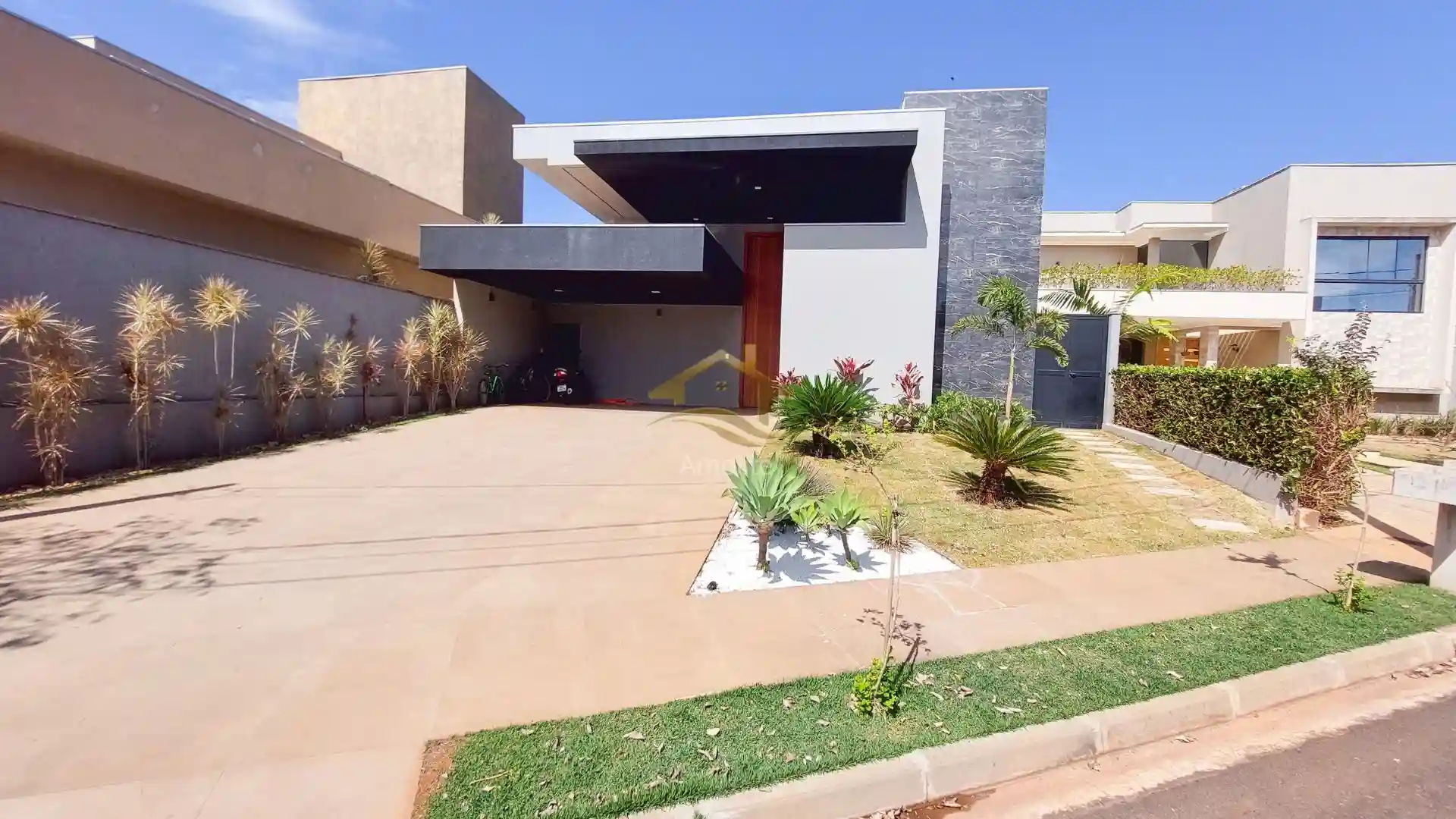 Casa de Condomínio com 3 quartos à venda, 220m² — foto 38 de 40