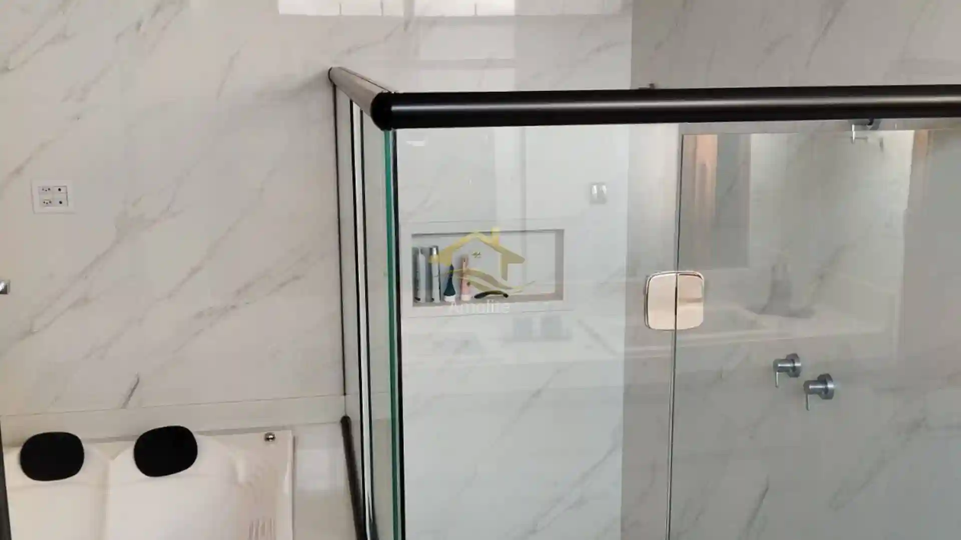 Casa de Condomínio com 3 quartos à venda, 220m² — foto 8 de 40