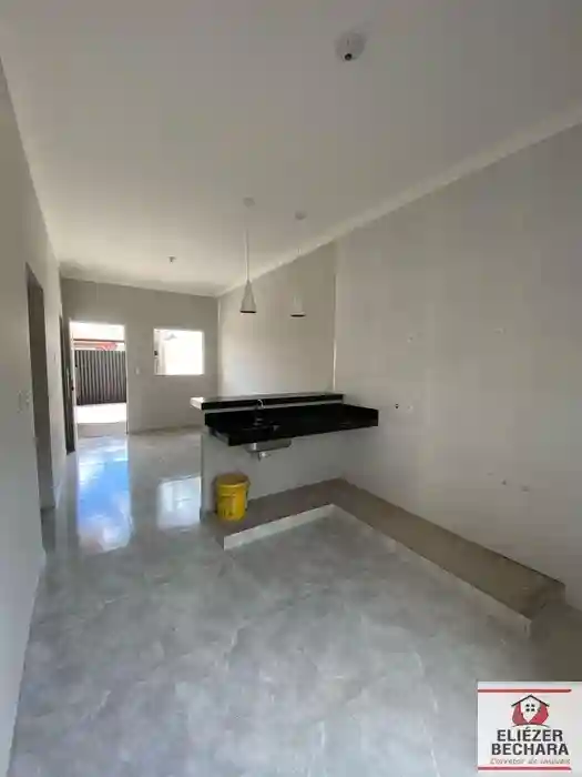 Casa com 2 quartos à venda, 150m² — foto 1 de 18